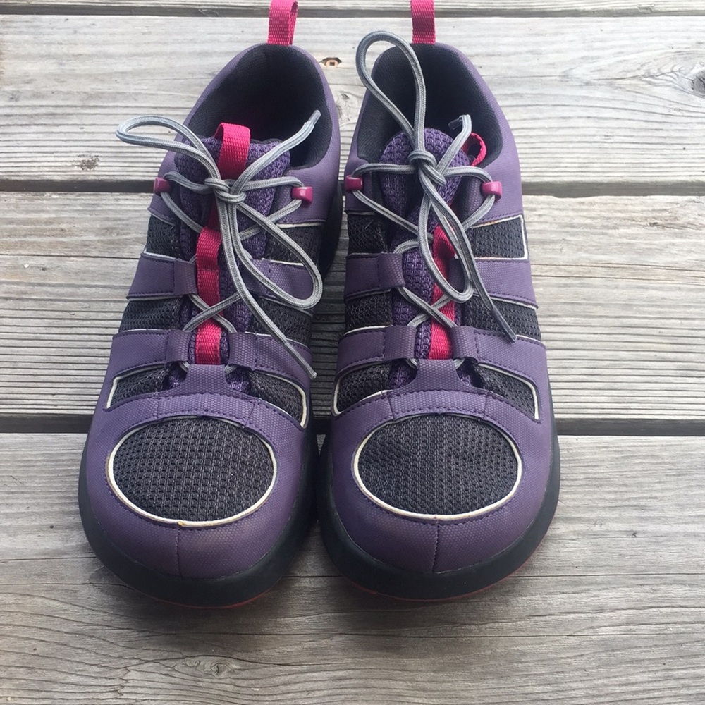 CHACO JUNIOR Hiking/Trail shoe Size6/37 (womens 7)